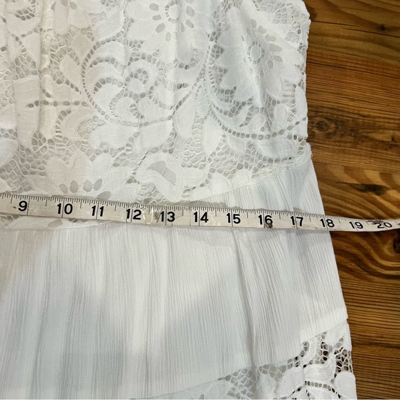 Robbie Bee White Floral Lace Maxi Dress - Picture 5 of 6